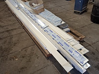 Diverse kunststof profielen en vensterbanken, o.a. unipanel - afbeelding 17 van  22