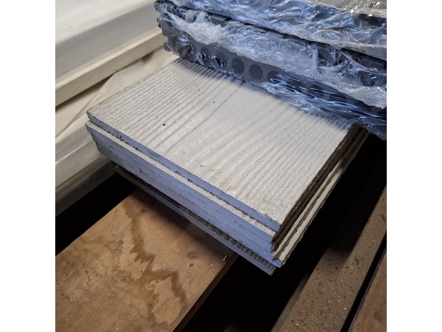 Diverse kunststof profielen en vensterbanken, o.a. unipanel - afbeelding 19 van  22