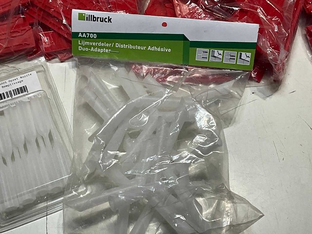 Diverse kunststof toebehoren - afbeelding 4 van  11