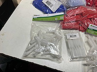 Diverse kunststof toebehoren - afbeelding 6 van  11