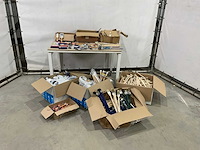 Diverse kwasten circa 850 stuks - afbeelding 8 van  14