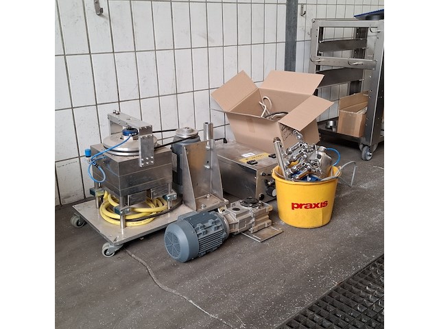 Diverse lab toebehoren - afbeelding 1 van  27