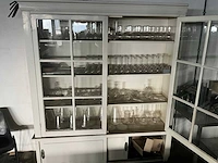 Diverse laboratorium apparatuur en glaswerk - afbeelding 9 van  19