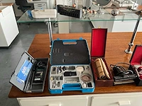 Diverse laboratorium apparatuur en glaswerk - afbeelding 14 van  19