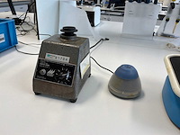 Diverse laboratoriumapparatuur