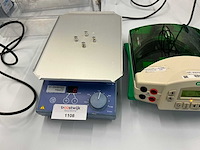 Diverse laboratoriumapparatuur - afbeelding 5 van  9