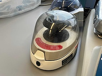 Diverse laboratoriumapparatuur - afbeelding 2 van  17