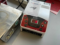 Diverse laboratoriumapparatuur - afbeelding 8 van  9