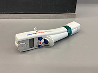 Diverse laboratoriumapparatuur - afbeelding 4 van  7