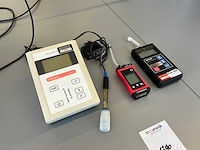 Diverse laboratoriumapparatuur - afbeelding 2 van  2