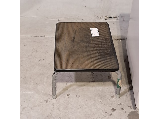 Diverse ladeblokken en kasten - afbeelding 5 van  12