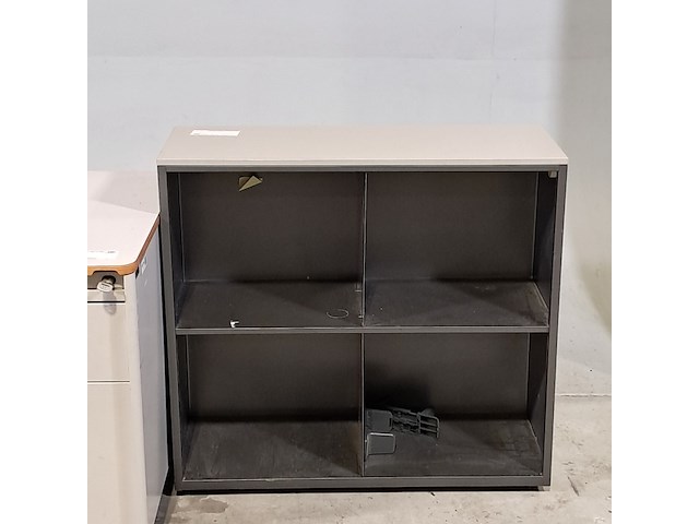 Diverse ladeblokken en kasten - afbeelding 7 van  12