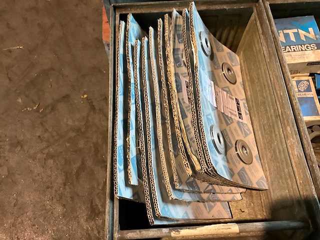 Diverse lagers + toebehoren - afbeelding 2 van  10