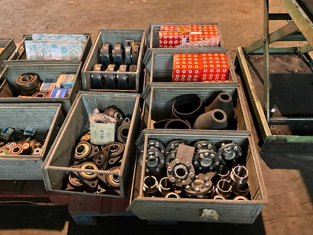 Diverse lagers + toebehoren - afbeelding 6 van  10