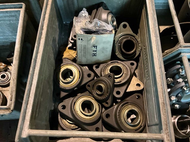 Diverse lagers + toebehoren - afbeelding 8 van  10