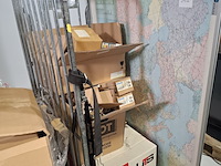 Diverse lampen en 1x whiteboard, o.a. philips - afbeelding 2 van  10