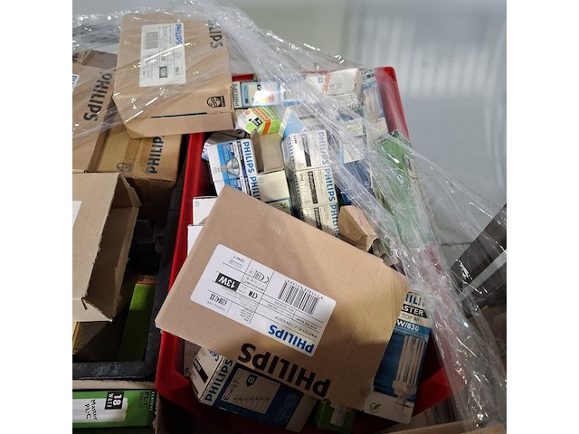 Diverse lampen en 1x whiteboard, o.a. philips - afbeelding 6 van  10