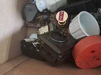 Diverse lampen en installatiemateriaal - afbeelding 8 van  8