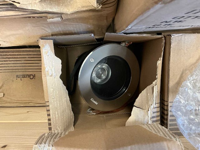 Diverse lampen en tegels - afbeelding 3 van  7