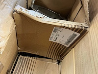 Diverse lampen en tegels - afbeelding 6 van  7