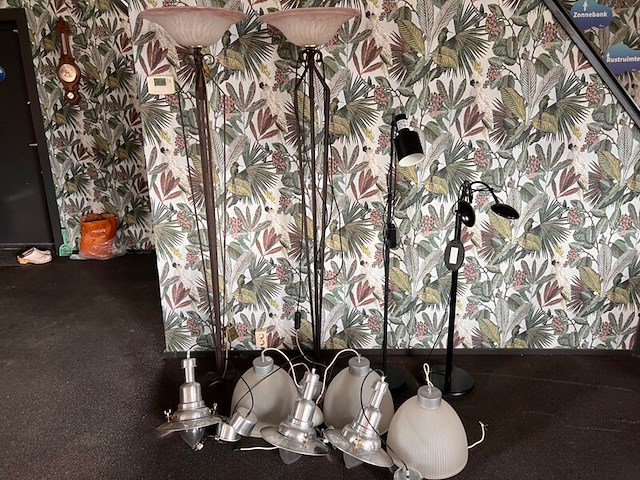 Diverse lampen - afbeelding 1 van  9