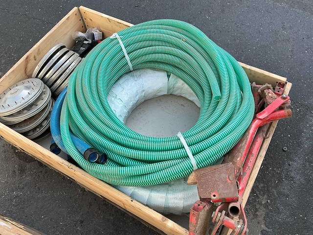 Diverse landbouwonderdelen - afbeelding 4 van  10