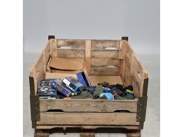 Diverse lawinepiepers en noodlijnen, o.a. ortodox - afbeelding 1 van  7