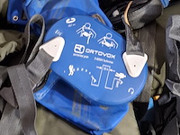 Diverse lawinepiepers en noodlijnen, o.a. ortodox - afbeelding 3 van  7