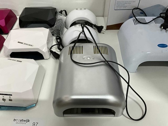 Diverse led/uv nagellampen (11x) - afbeelding 4 van  5