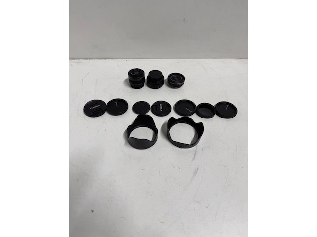 Diverse lensen en toebehoren canon - afbeelding 1 van  8