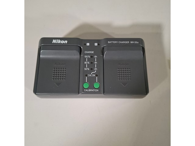 Diverse lenzen en fotografietoebehoren, o.a nikon - afbeelding 12 van  23