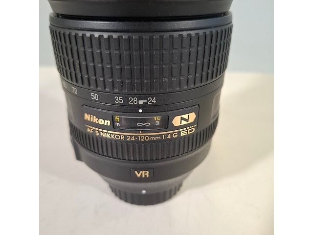 Diverse lenzen en fotografietoebehoren, o.a nikon - afbeelding 23 van  23