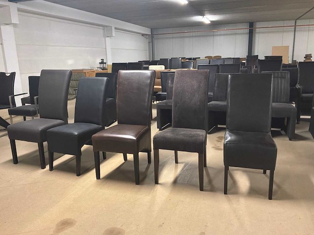 Diverse leren eetkamerstoelen (5x) - afbeelding 10 van  16