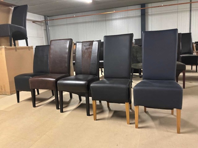 Diverse leren eetkamerstoelen (5x) - afbeelding 6 van  11