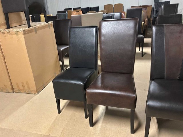 Diverse leren eetkamerstoelen (5x) - afbeelding 11 van  11