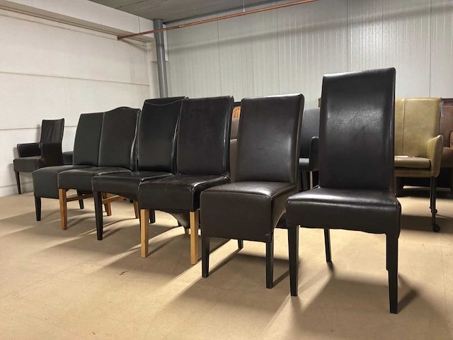 Diverse leren eetkamerstoelen (5x) - afbeelding 3 van  10