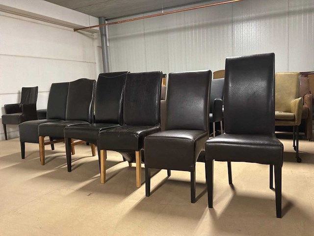Diverse leren eetkamerstoelen (5x) - afbeelding 4 van  10