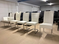 Diverse leren eetkamerstoelen (5x) - afbeelding 2 van  12