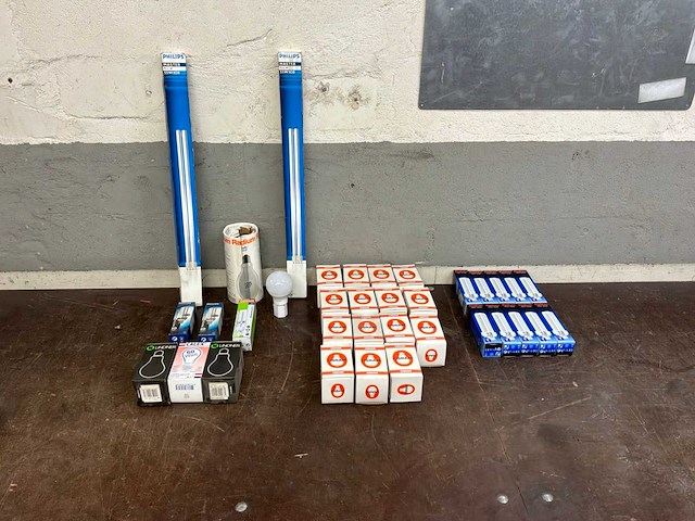 Diverse lichtbronnen (35x) - afbeelding 1 van  9