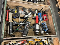 Diverse lijm- en kitspuiten (12x) - afbeelding 2 van  5