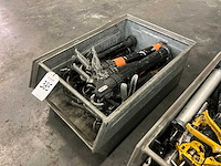 Diverse lijm- en kitspuiten - afbeelding 1 van  3