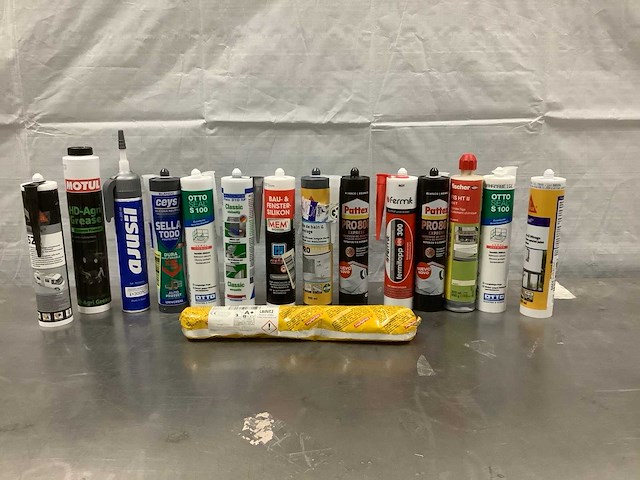 Diverse lijm & kit (15x) - afbeelding 1 van  5