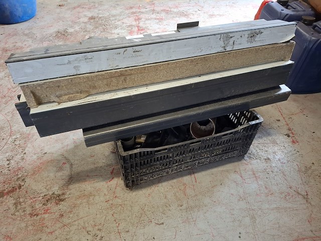 Diverse lijngoten - afbeelding 1 van  4