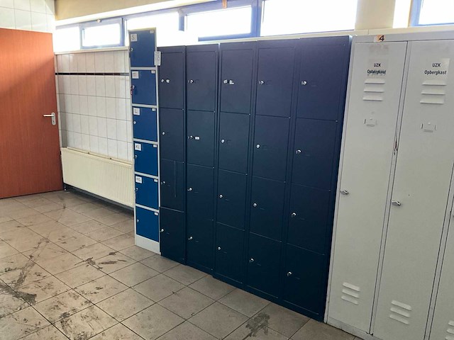 Diverse lockerkasten (3x) - afbeelding 1 van  13