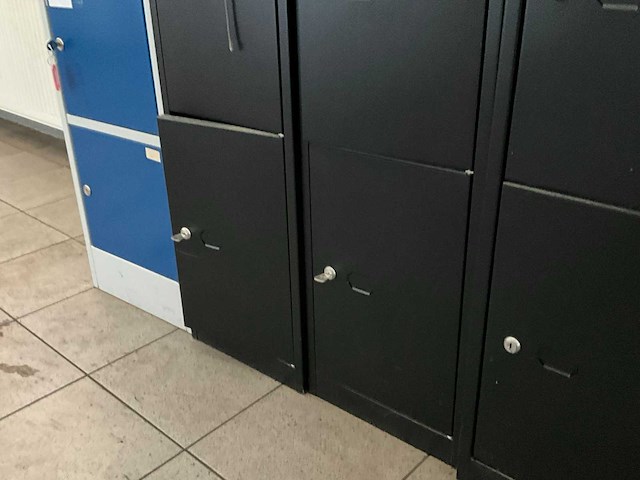 Diverse lockerkasten (3x) - afbeelding 13 van  13