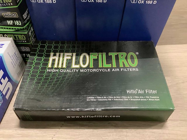 Diverse luchtfilters (27x) - afbeelding 6 van  6