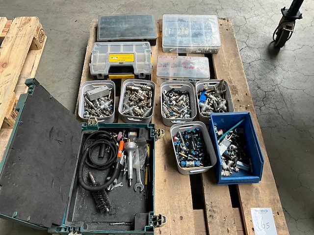 Diverse luchtkoppelingen - afbeelding 1 van  7