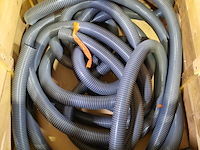 Diverse luchtslangen - afbeelding 2 van  3