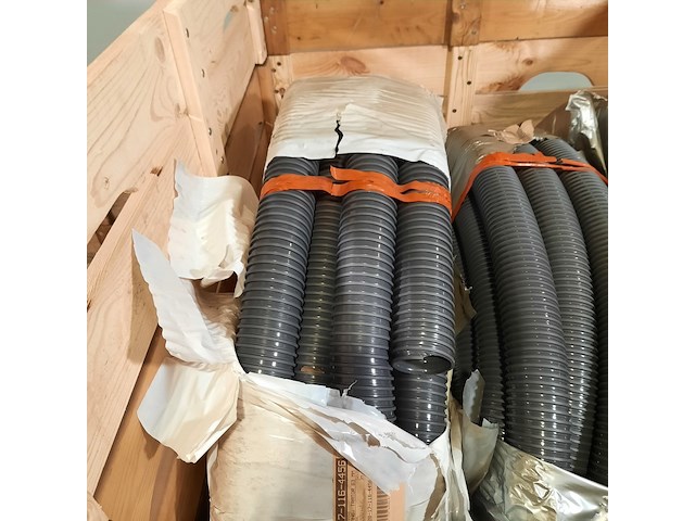 Diverse luchtslangen - afbeelding 2 van  8
