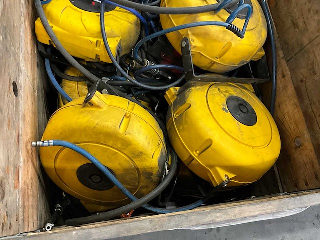 Diverse luchtslanghaspels (8x) - afbeelding 7 van  7